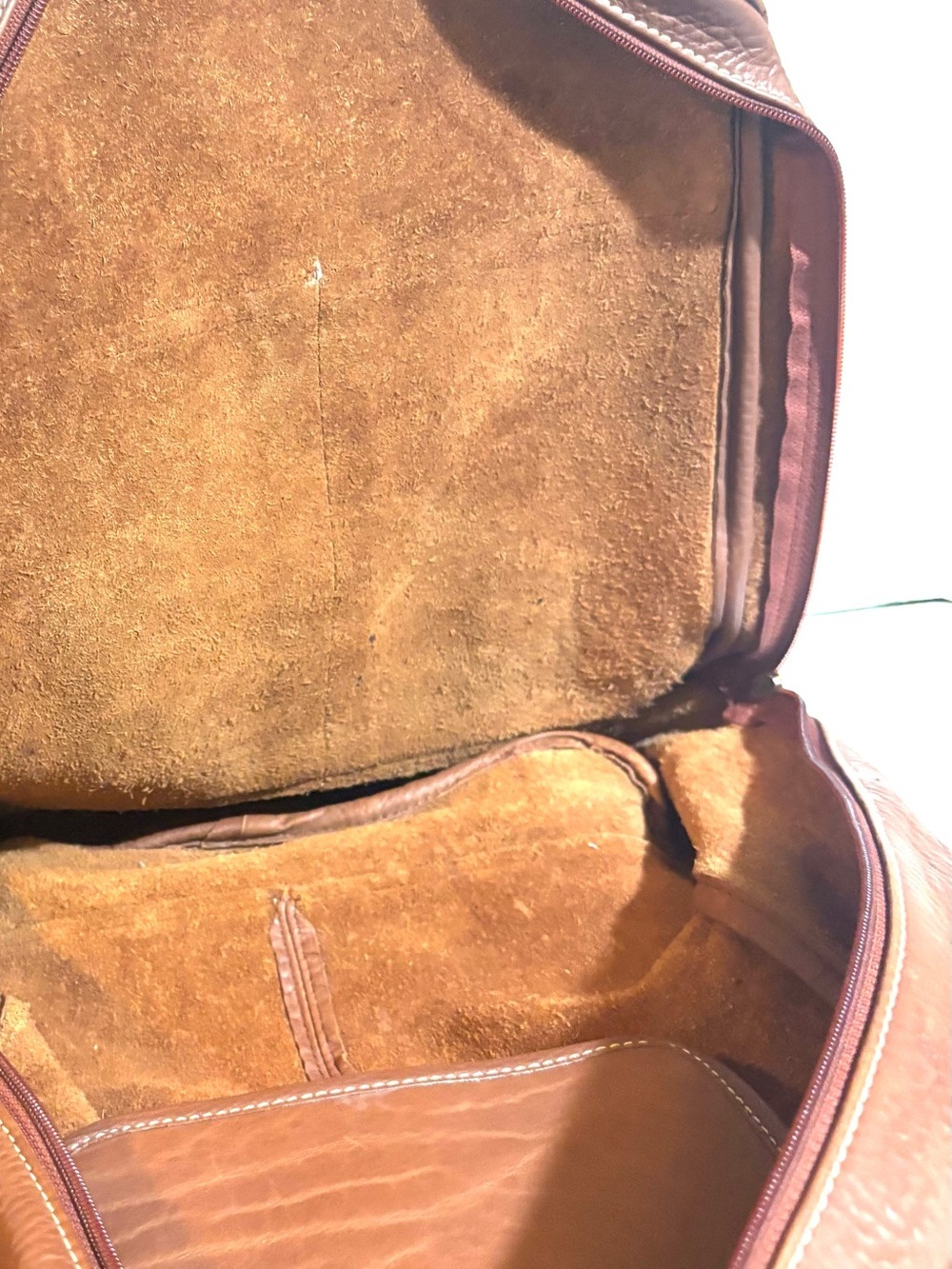 Vintage unisex Brown Leather Backpack with Gold Hardware - Picture 6 of 7